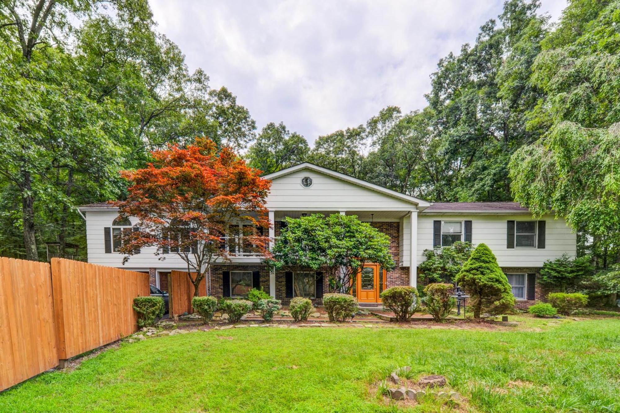 - Shawnee - Hot Tub - Fire Pit *