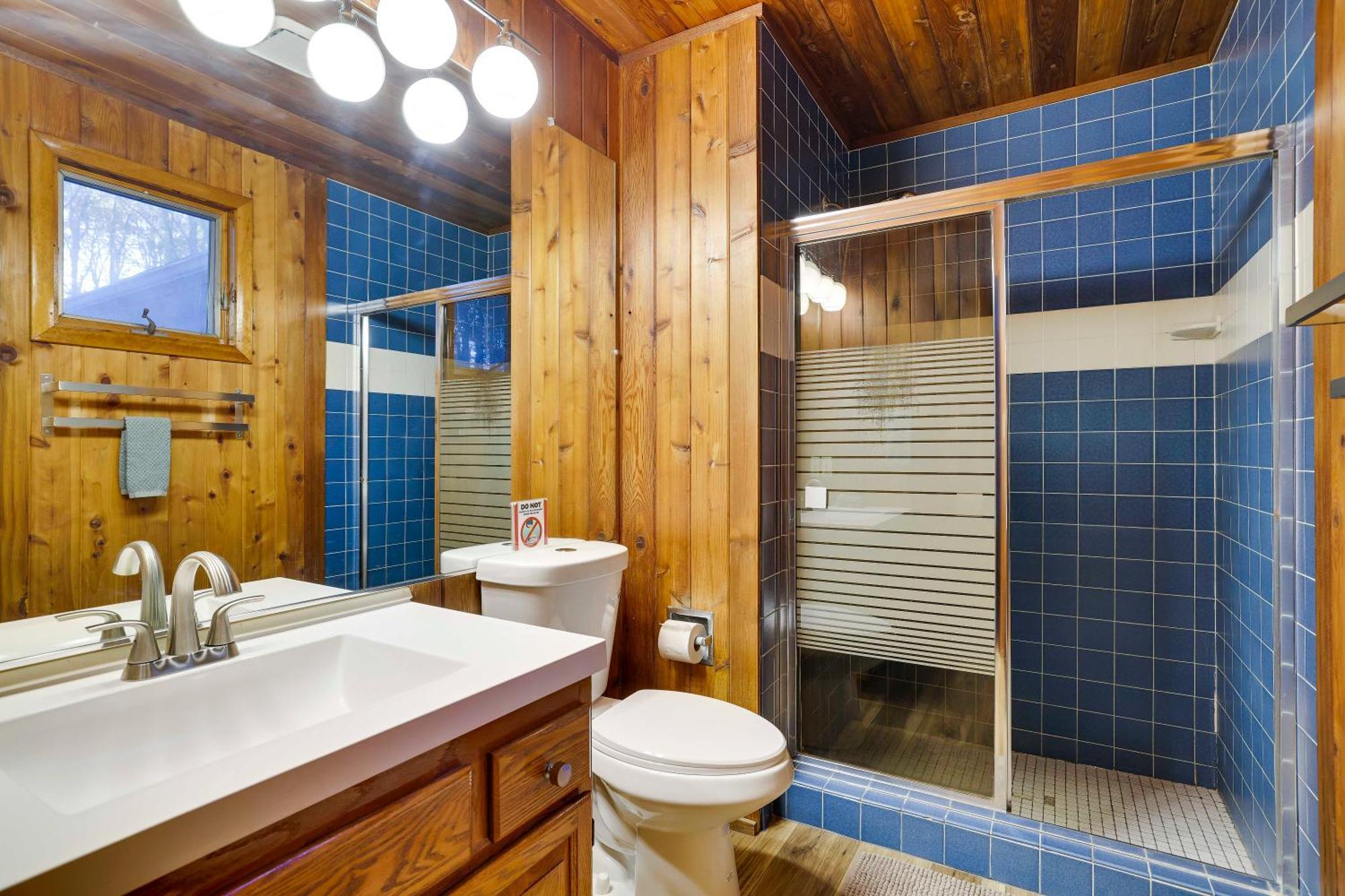 Holiday home - Shawnee - Hot Tub - Fire Pit East Stroudsburg
