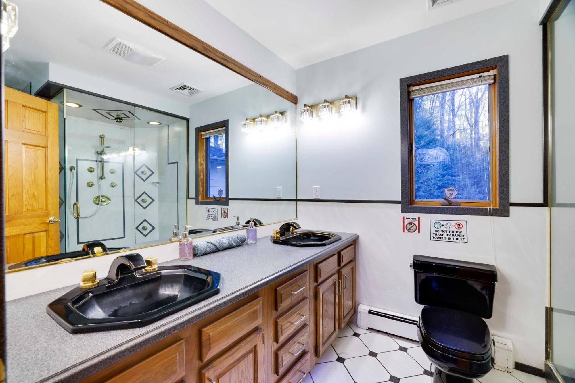 - Shawnee - Hot Tub - Fire Pit Holiday home *