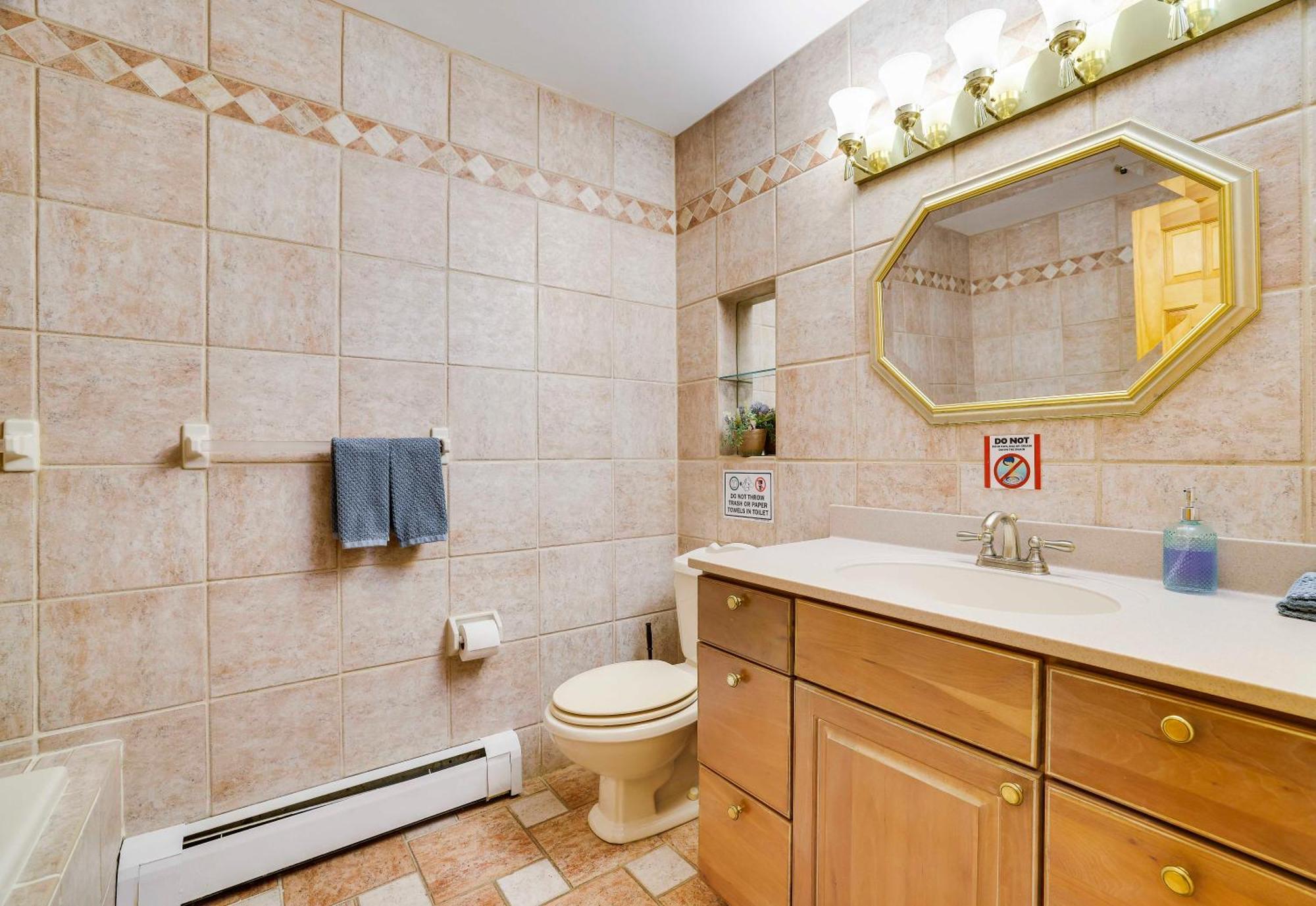 - Shawnee - Hot Tub - Fire Pit